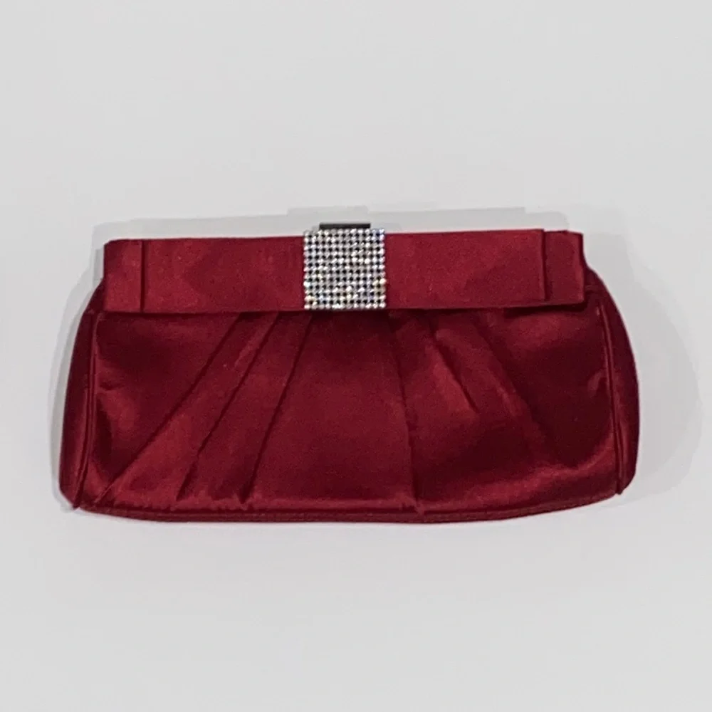Red/Maroon Silver Fancy Clutch with Satin Finish Prom dress friendly - Picture 1 of 6